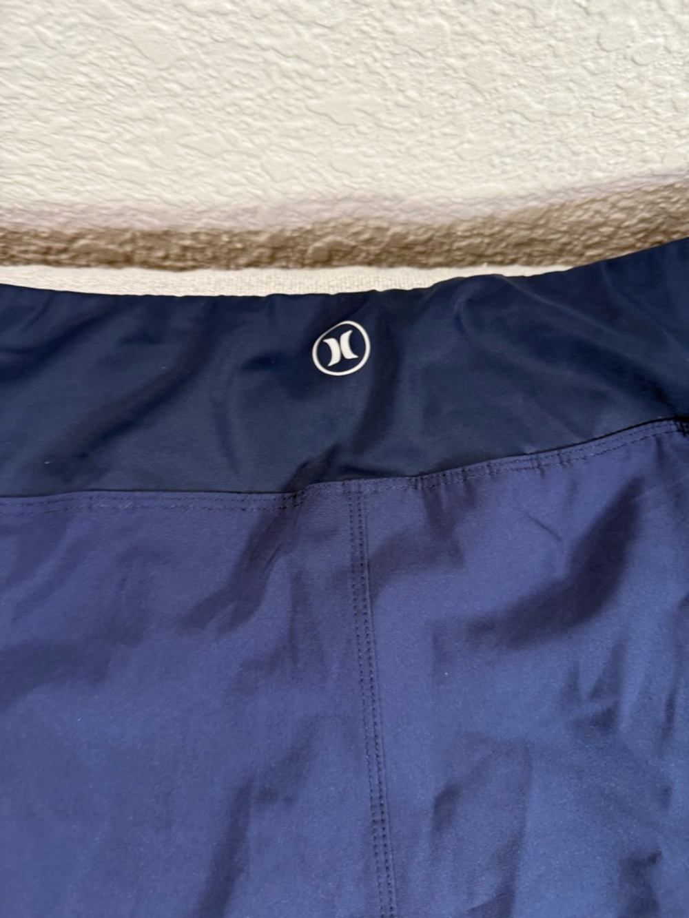 Hurley Women’s L Navy Blue HCS1014 Hybrid Activewear Zipper Pocket Stretch Short - Picture 2 of 6
